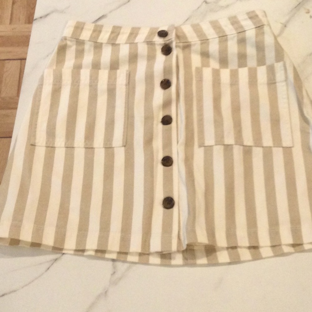 Old Navy Striped Beige and White Button-Front Skirt, 4